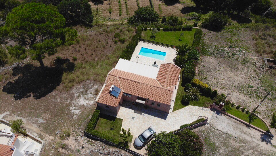 Villa Kantrillies from above